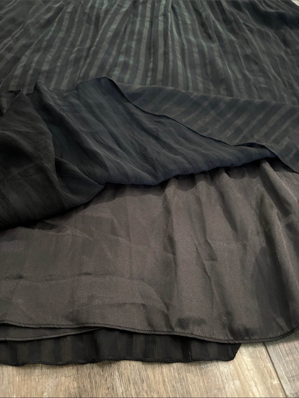Bcbg classic black and white long elegant gown size 4 - Picture 10 of 10